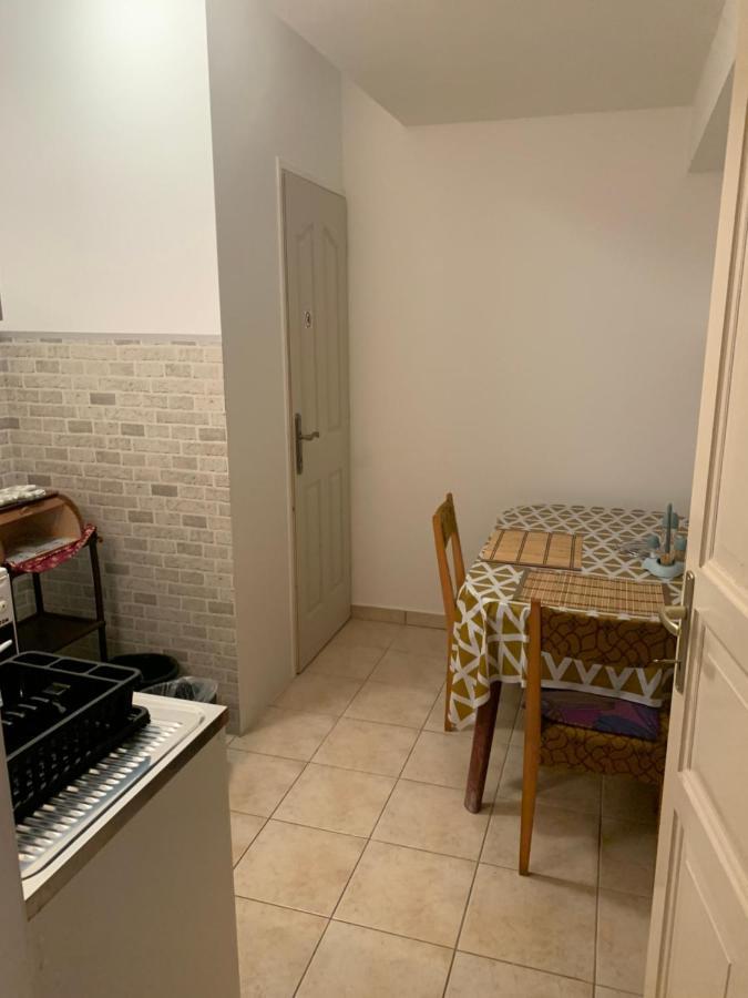 ケストヘイFonix Apartmanアパートメント エクステリア 写真