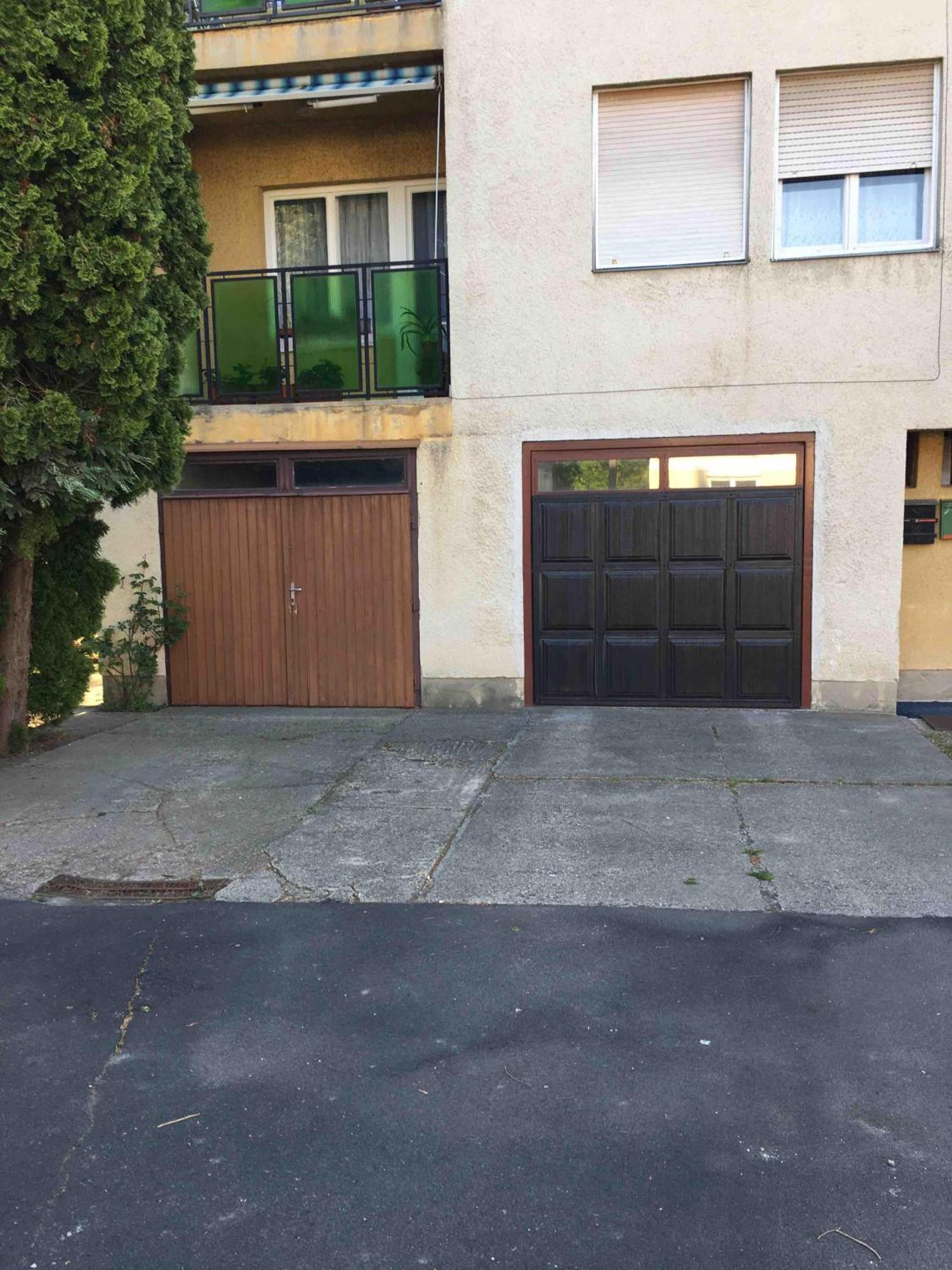 ケストヘイFonix Apartmanアパートメント エクステリア 写真